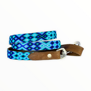 
            
                Load image into Gallery viewer, Artisan Dog Lead, Xpuha (leather lining)
            
        